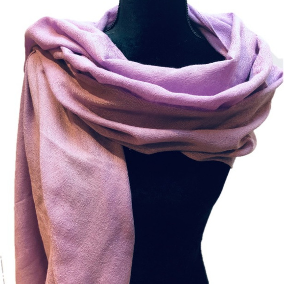 Charm's Accessories - Charm's Liliac Scarf NWOT